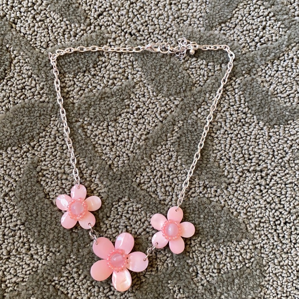 Pink flower clip necklace